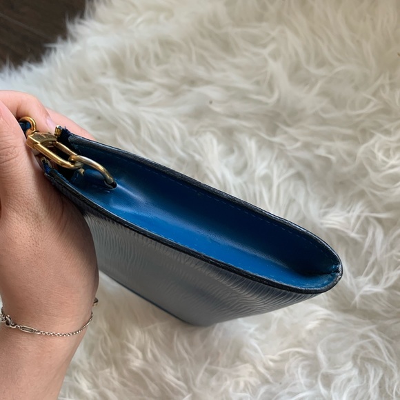 SOLD - Picture 6 of 9